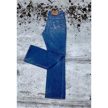 Vinatge Boot Cut Levi Jeans