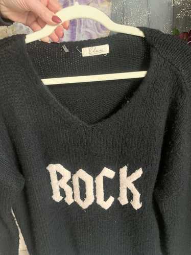 Elan Elan black rock and roll sweater size is smal