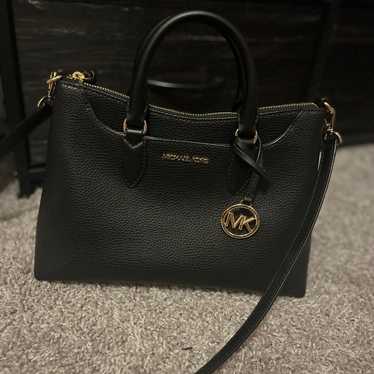 Micheal kors purse