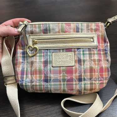 EUC Coach Daisy Poppy Madras Signature plaid cross