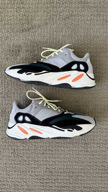 Adidas × Yeezy Season Yeezy Boost 700