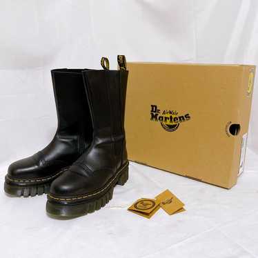 Excellent condition Dr. Martens Audrick Chelsea Ta