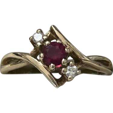 14KT yg Ladies Ruby and Diamond Ring