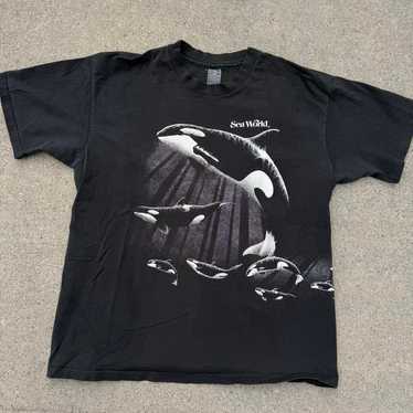 vintage 1990s sea world tshirt