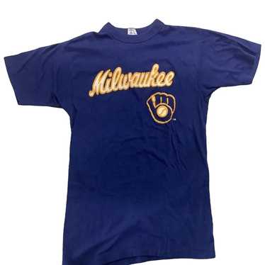 Vintage 90s Milwaukee Brewers t-shirt