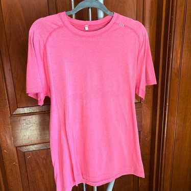 Lululemon Medium Metal Vent Tech Pink