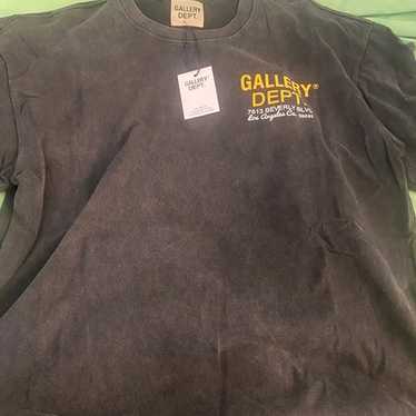 Gallery dept t shrit