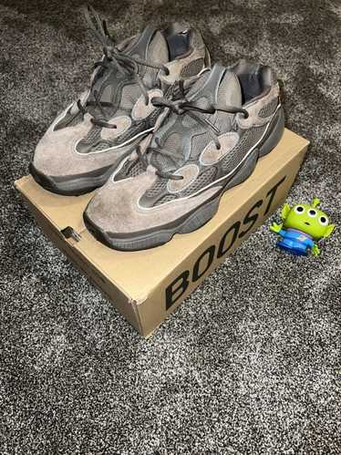 Adidas × Yeezy Season Yeezy 500