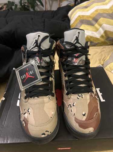 Jordan Brand × Supreme Supreme x Air Jordan 5 “Cam