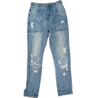 Vervet distressed blue jeans