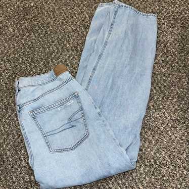 American Eagle Baggy Jeans