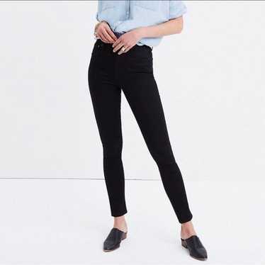 Madewell • 10” High Rise Skinny Black Ca