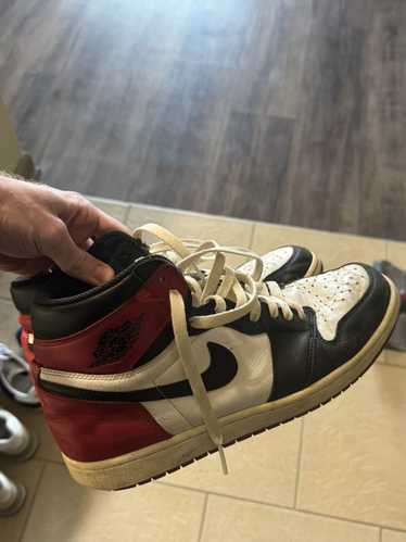 Nike Jordan 1 Black Toe