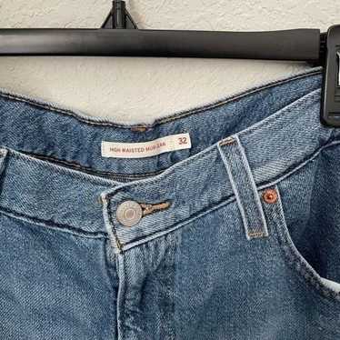 Levi’s High Waisted Mom Jeans (High Waisted Taper)