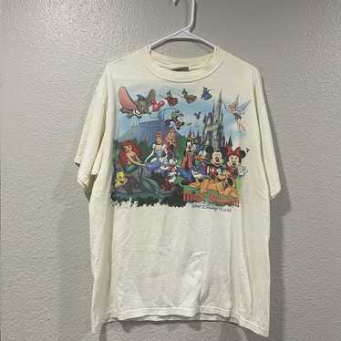 Vintage Walt Disney World Magic Kingdom shirt