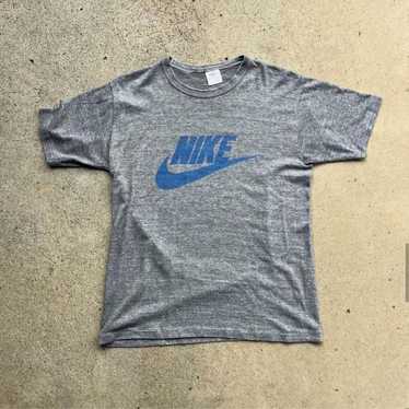 80s NIKE t-shirt.