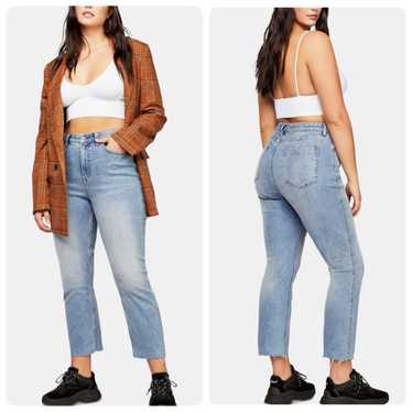 We The Free CRVY vintage wash high-rise jeans