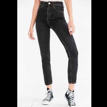 NWOT BDG Urban Outfitters Girlfriend High-Rise Jea