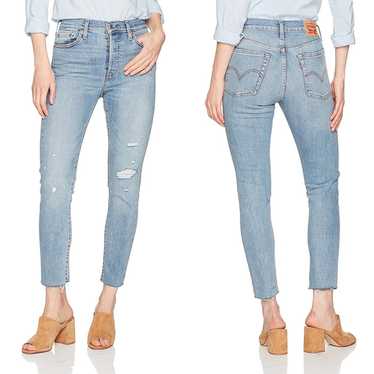 Levi’s | Wedgie Skinny Distressed Jeans