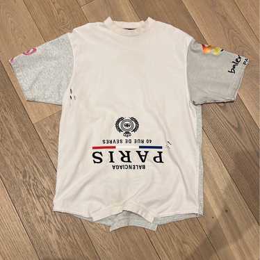 Balenciaga upside down t - Gem