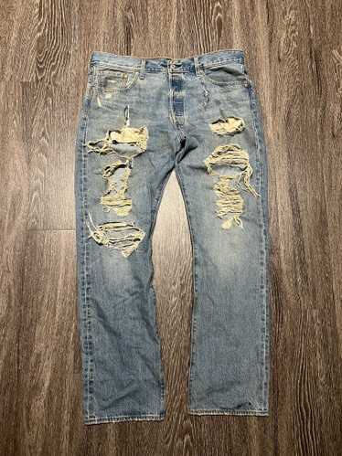 Levi's Levi distressed denim