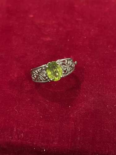 Vintage Peridot 925 sterling silver ring