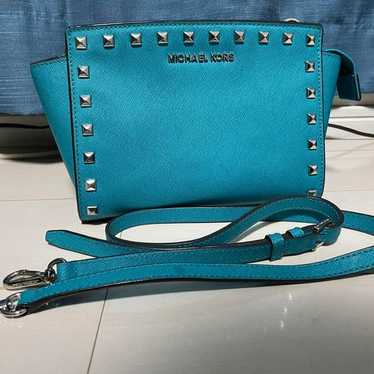 MICHAEL KORS Turquoise Studs Bag