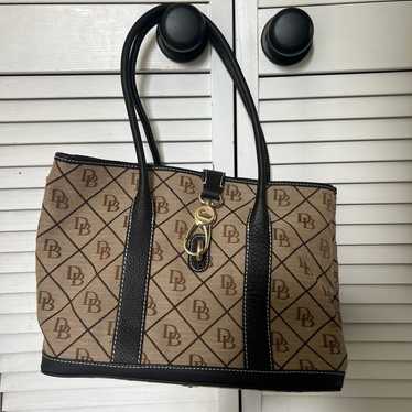 Dooney and Bourke Bag