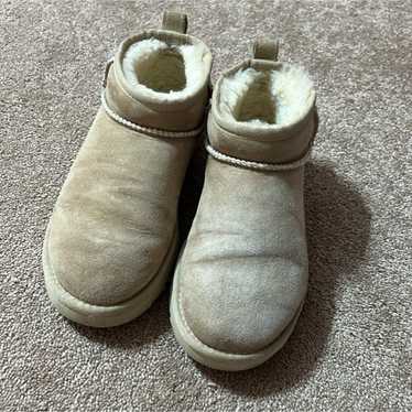 Ultra mini classic Uggs