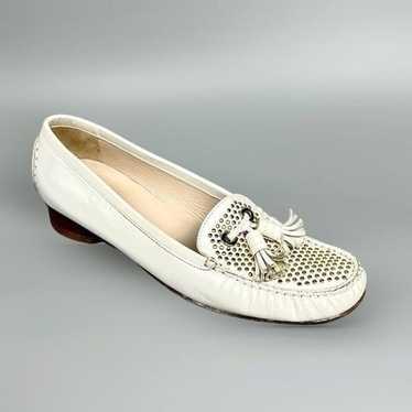 Stuart Weitzman Tassel Loafers White Leather Gold 