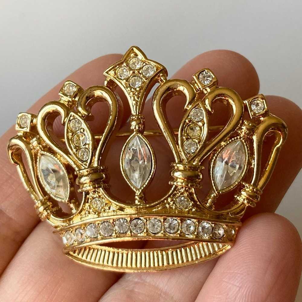 Vintage KJL for Avon rhinestone crown brooch pin - image 1