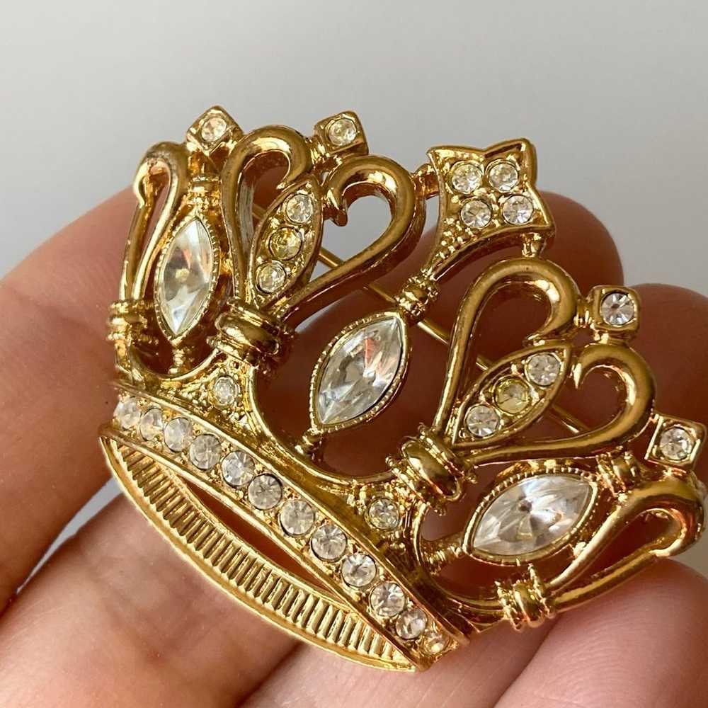 Vintage KJL for Avon rhinestone crown brooch pin - image 2