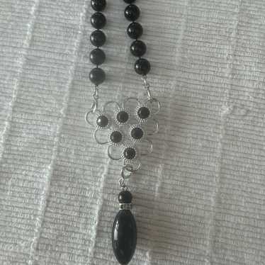 sarah coventry black beaded silver tone necklace