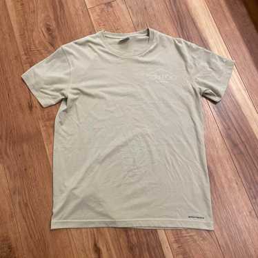 Columbia XL Beige T-shirt