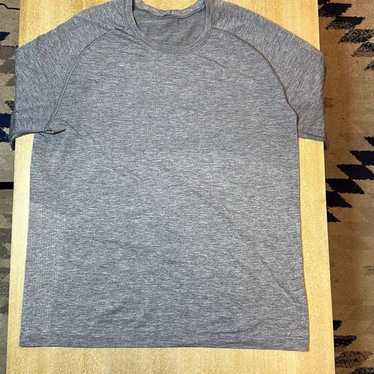 Lululemon Metal Vent Tech short sleeve