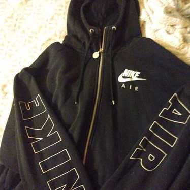 Nike zip up cropped hoodie