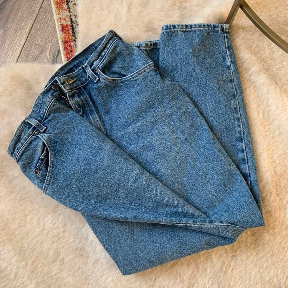 Vintage Lee high waisted mom jeans - image 3