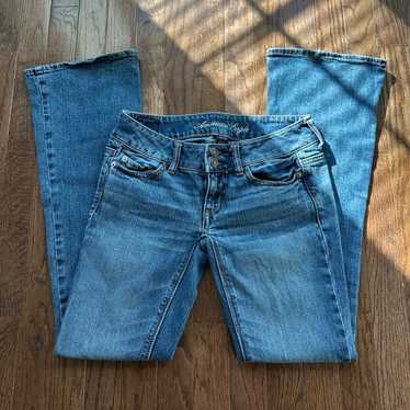 Low rise flare American eagle jeans