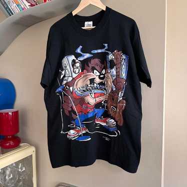 Vintage 1996 Taz Looney Tunes Shirt