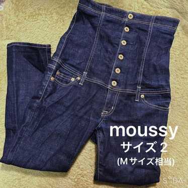 Mousey★Cropped High-Waisted Denim