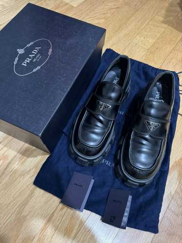 Prada 🔥🔥PRADA BRUSHED LEATHER MONOLITH LOAFERS B