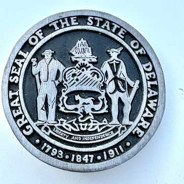 Vintage Delaware seal solid pewter belt buckle