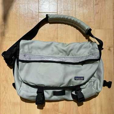 Patagonia Half Mass Bag Messenger Bag