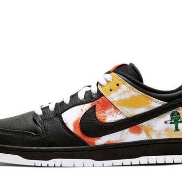 Nike SB Dunk Low Raygun