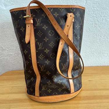 Louis Vuitton Bucket Bag Bucket-shaped