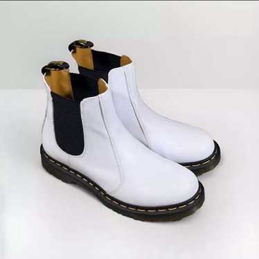 Dr Martens Chelsea boots