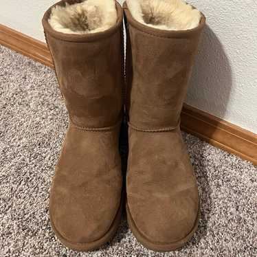 UGG Classic Short