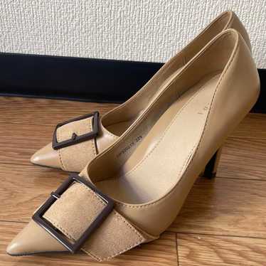 RANDA Buckled High Heels Beige