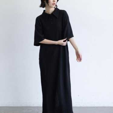 Black short-sleeved long dress