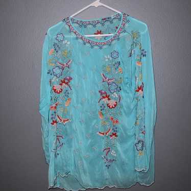 Johnny was embroidered blouse